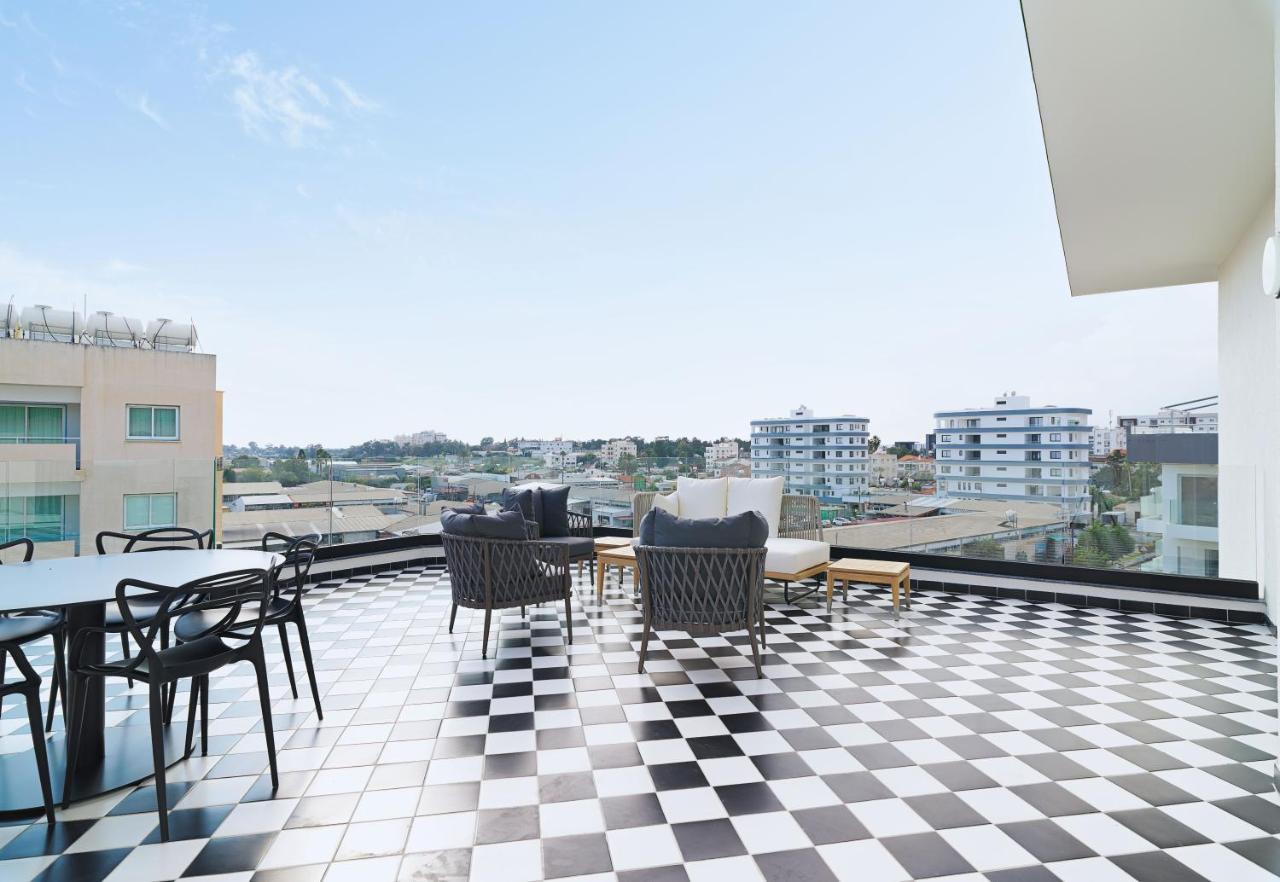 Liv The City Suites Adults Only Ларнака Экстерьер фото